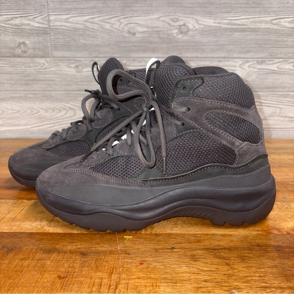 yeezy season 6 black